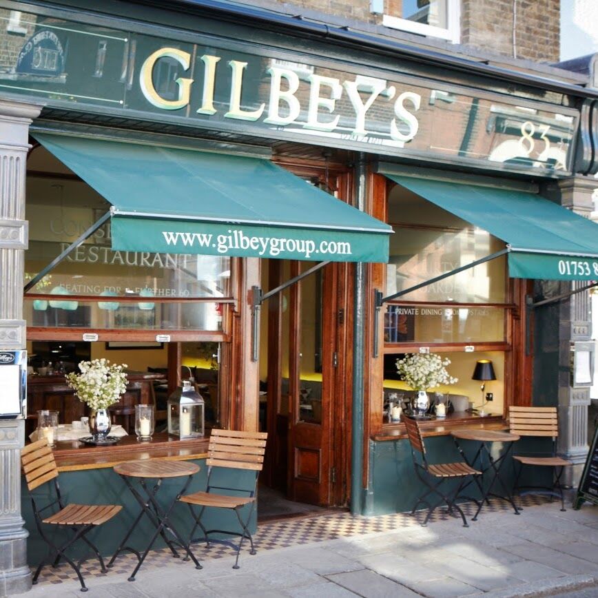 ウィンザー Gilbey'S Bar, Restaurant & Townhouse Bed & Breakfast エクステリア 写真